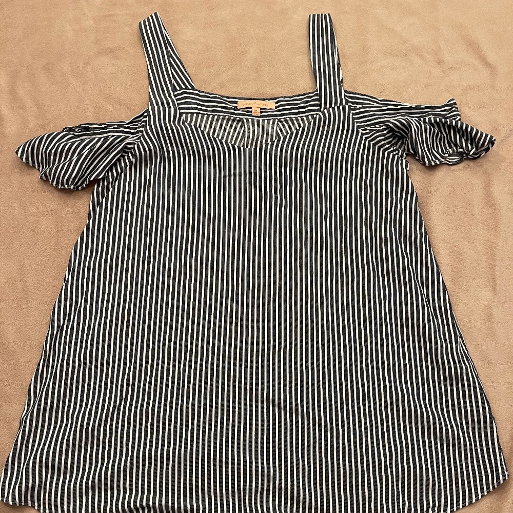 Striped Open Shoulder Top - XL